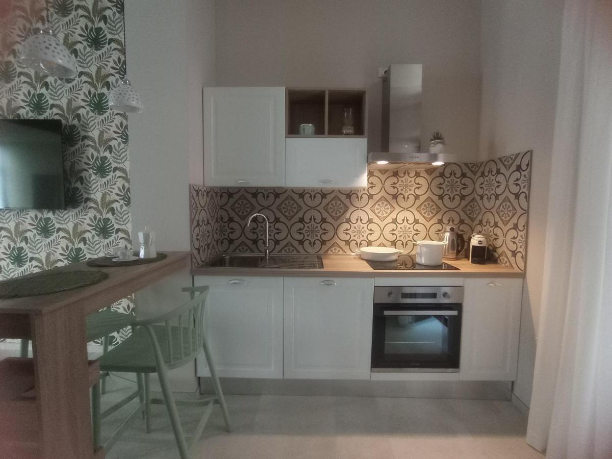 Апартаменты Happynesshouse_Locazione Turistica Трани Экстерьер фото