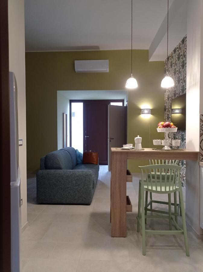 Апартаменты Happynesshouse_Locazione Turistica Трани Экстерьер фото